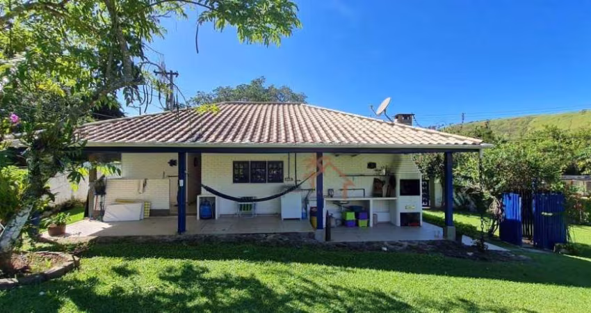 Casa com 3 dormitórios à venda, 200 m² por R$ 2.500.000,00 - T Grande - São Sebastião/SP