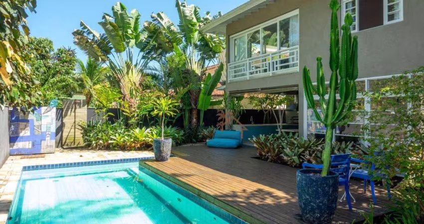 Casa com 4 dormitórios à venda, 220 m² por R$ 4.800.000,00 - Maresias - São Sebastião/SP