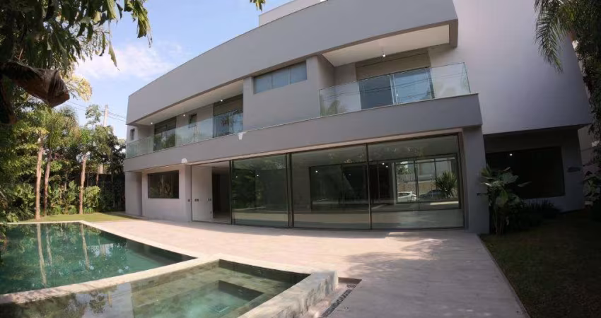 Sobrado à venda, 5 quartos, 5 suítes, 6 vagas, Cerâmica - São Caetano do Sul/SP
