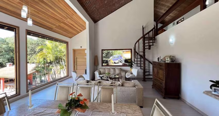 Fazendinha - 4d/2s TÉRREA privativa. Natureza, gourmet, piscina e VISTA!