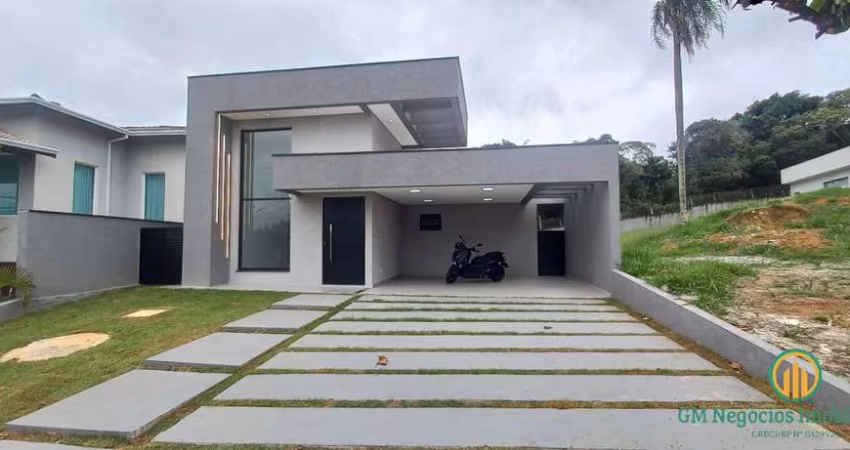 Casa nova, térrea com 3 suítes, estilo moderno com piscina em condomínio