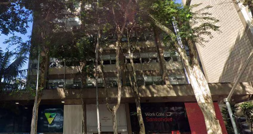 Laje com 201m2 altíssimo padrão na Faria Lima andar alto com com 2vagas