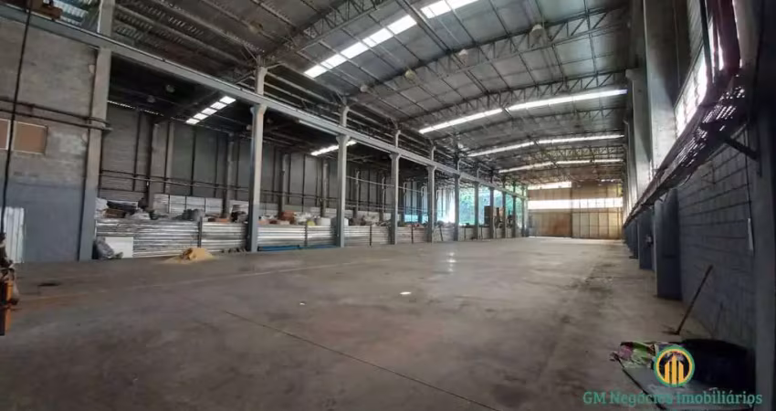 Galpão com 2000m2, 15m pé dir.cabine pr.1000kwa em são roque