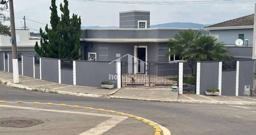 Casa à Venda- bairro Parque Santa Isabel em Itupeva