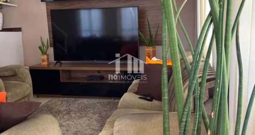 Casa à venda com 256m², 03 quartos, piscina, churrasqueira em Jundiaí