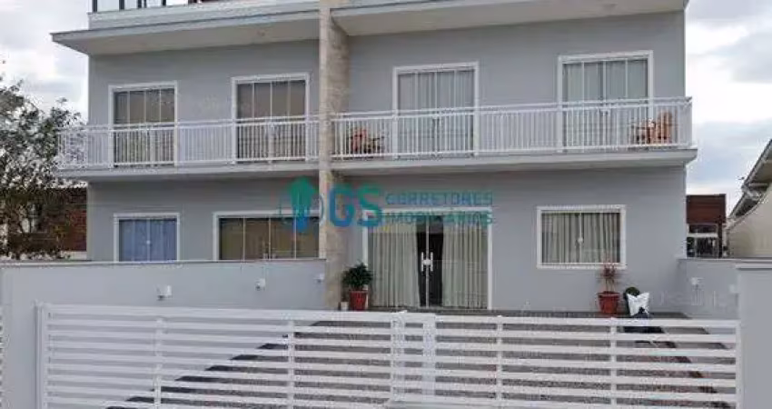 Excelente sobrado com 03 dormitórios sendo 01 suíte, com ampla área gourmet com vista permanente para praia da pinheira  em palhoça/sc