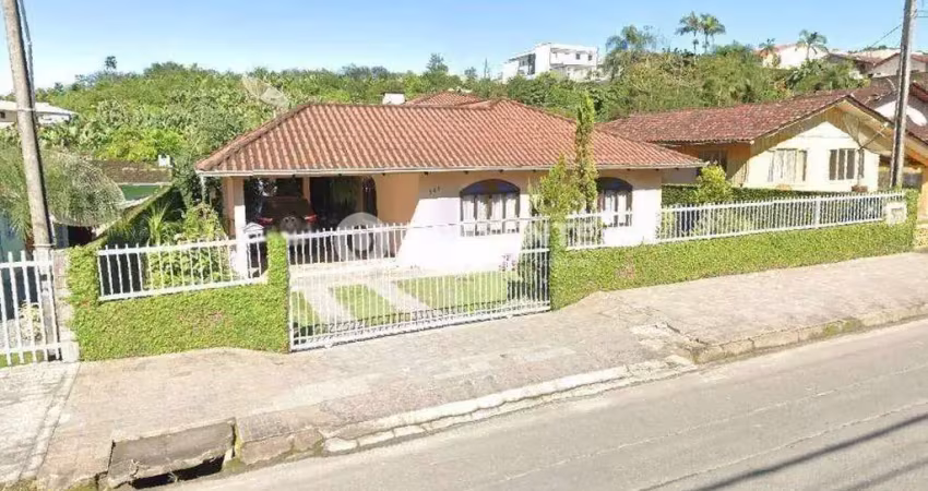 Casa com 4 quartos à venda na Rua Willy Tilp, Nova Brasília, Joinville