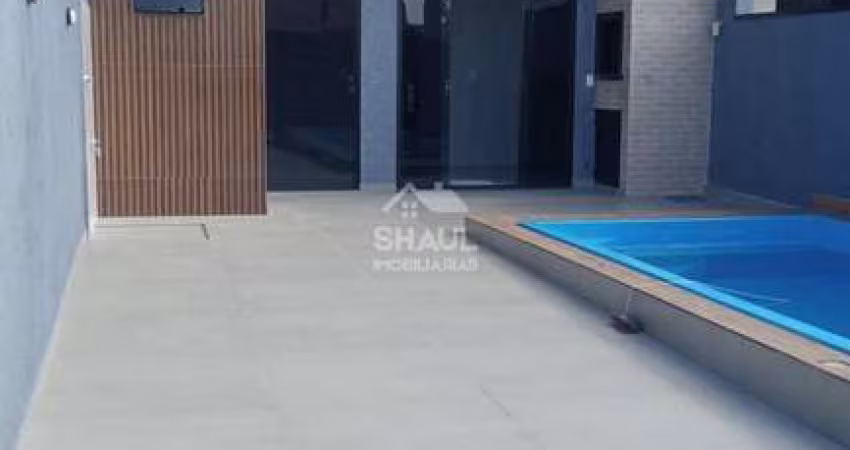 Casa com 3 quartos uma suíte a 300m do mar em Matinhos!