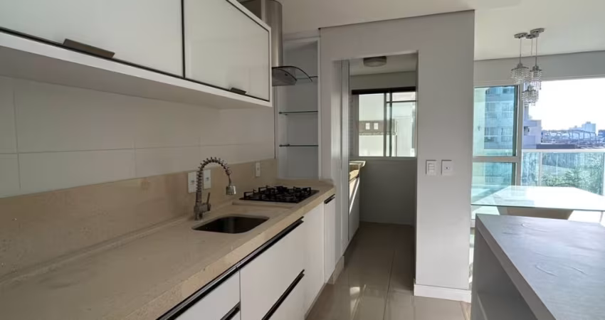 partamento Mobiliado Com 01 suíte + 02 dormitórios no bairro Vila Operária de Itajaí/SC