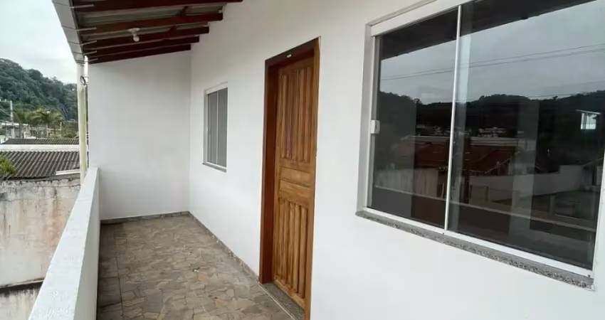 Apartamento para locação com 02 dormitórios no bairro são roque - itajaí/sc
