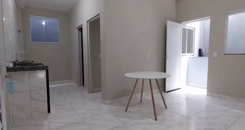 Apartamento semi mobiliado com 01 dormitório no bairro cordeiros em itajaí/sc