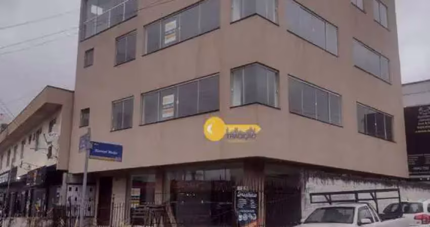 Sala comercial para alugar na Avenida Irineu Bornhausen, São João, Itajaí