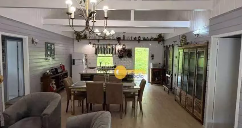Lindo sítio com duas casas, apenas 20 minutos do centro de itajaí