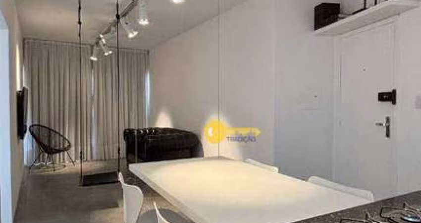 APARTAMENTO LINDO EM FRENTE À UNIVALI