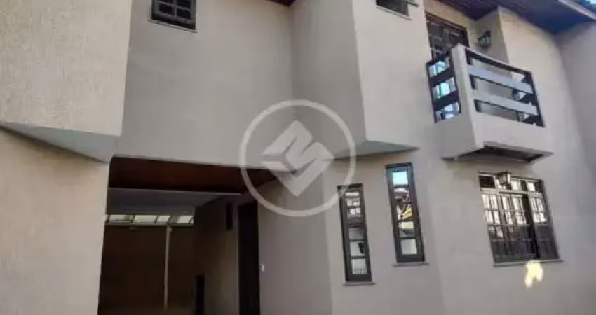 Sobrado em condomínio - 4 dormitórios (sendo 1 suíte) - 2 vagas codigo: 129468