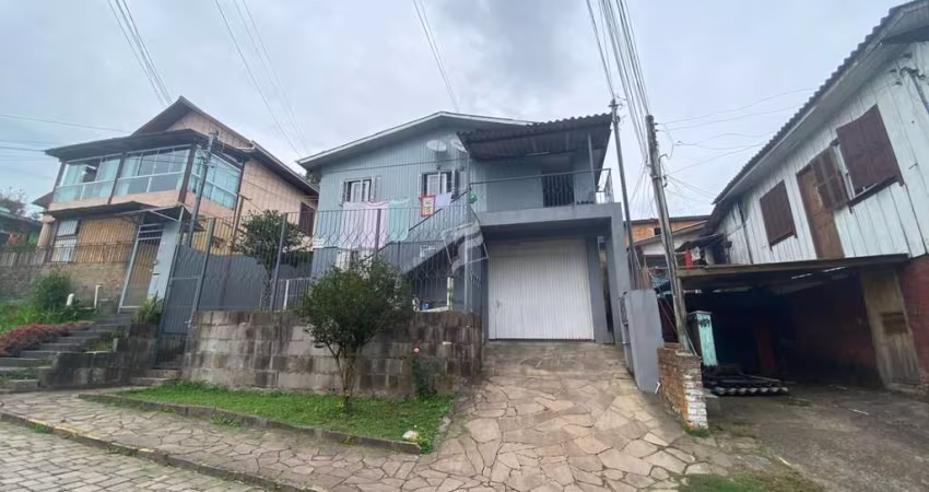Casa com 5 quartos à venda na Rua Centauro, 474, Cruzeiro, Caxias do Sul