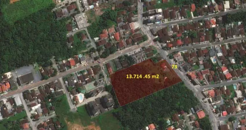 Terreno à venda na Rua Tenente Antônio João, 1923, Bom Retiro, Joinville