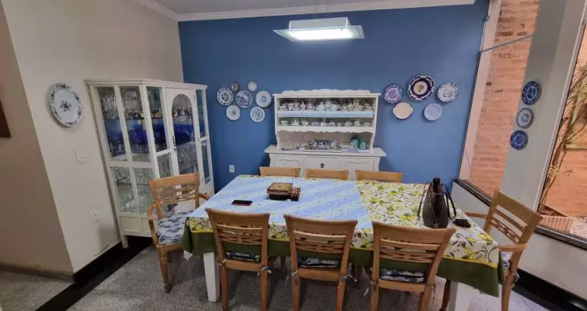Casa com 3 quartos à venda na Rua Tupy, Vila Cardia, Bauru