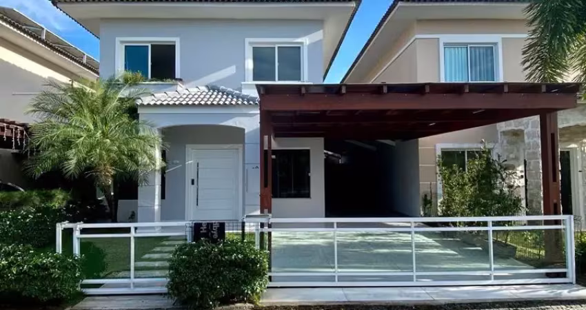 Casa 220m², em condomínio 4 suítes toda projetada, 3 vagas, prox: igreja de lourdes, bairro dunas