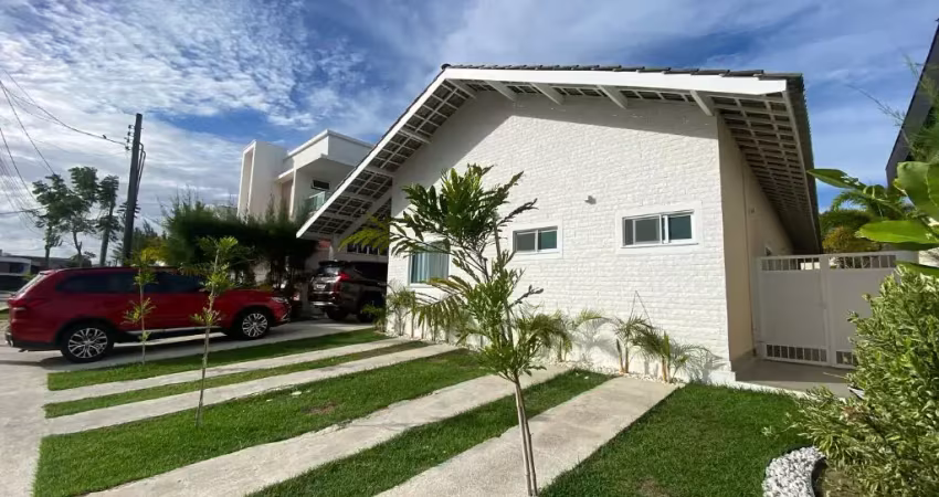 Casa 228m², plana em condômino, 3 suites 100% projetada +  gabinete,  alphaville eusébio