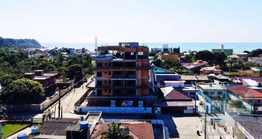 Apartamentos com 2 ou 3 suítes na praia grande - penha/sc