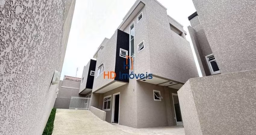 Sobrado com 3 quartos (suíte), 02 vagas à venda, 120 m² por R$ 660.000 - Xaxim - Curitiba/PR