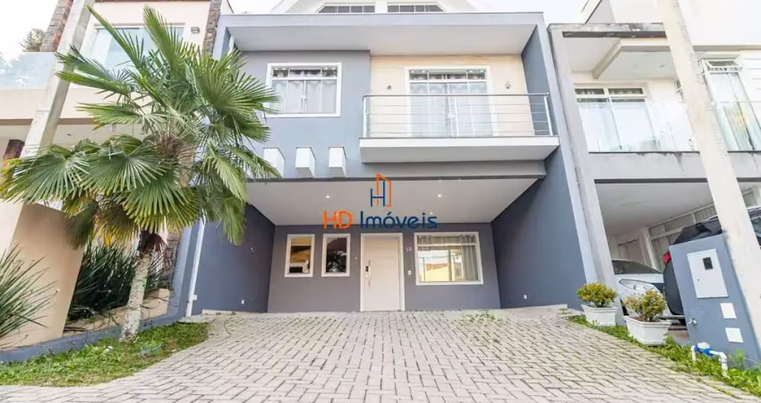 Sobrado em condomínio com piscina privativa | 3 quartos (suíte) | 269 m2 no Xaxim – Curitiba/PR