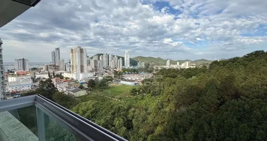 Apartamento no Ed. Residencial Vila do Verde - Fazenda, Itajai