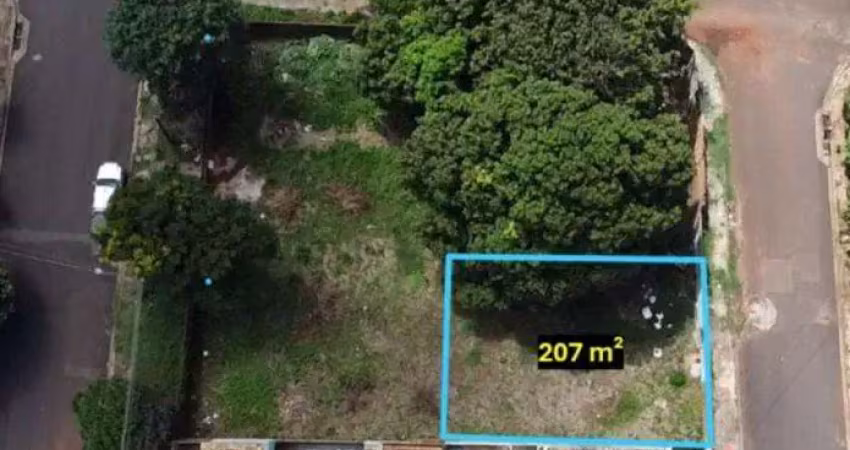 Terreno à venda na Amadeu da Luz, 01, Vila Margarida, Campo Grande