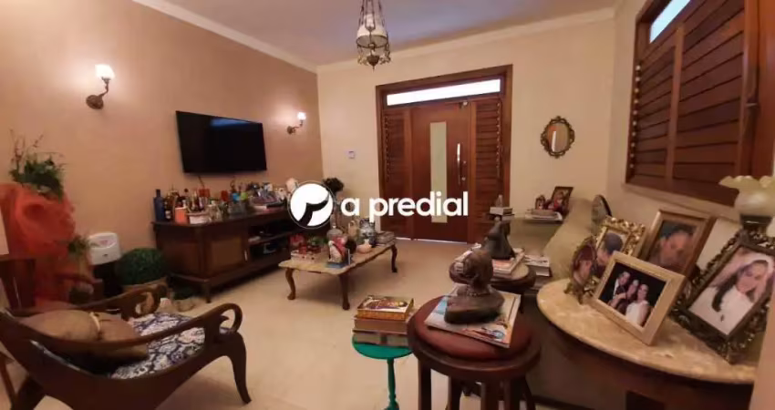 Venha morar em uma excelente casa no coração da aldeota