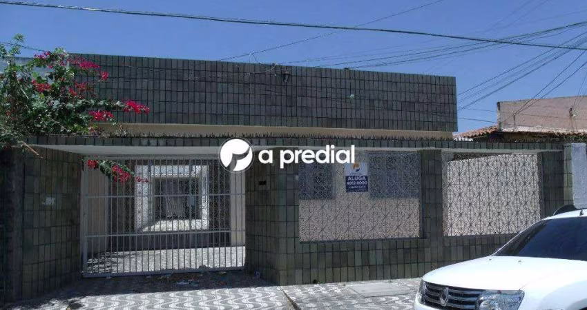 Casa com ótima Localização
