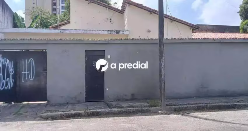Casa à venda, 3 quartos, 3 suítes, 2 vagas, Fátima - Fortaleza/CE