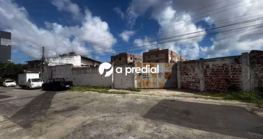 Terreno à venda na Rua Desembargador Coelho Cintra, 159, Damas, Fortaleza