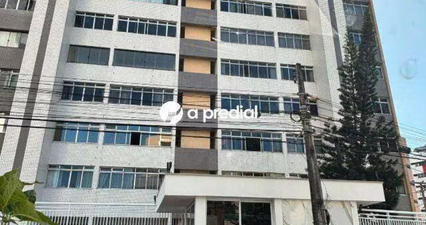 Apartamento com 3 Quartos e 5 banheiros à Venda, 188 m²