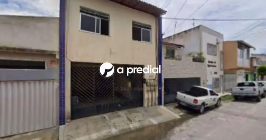 Prédio com 10 salas à venda no Padre Andrade, Fortaleza 