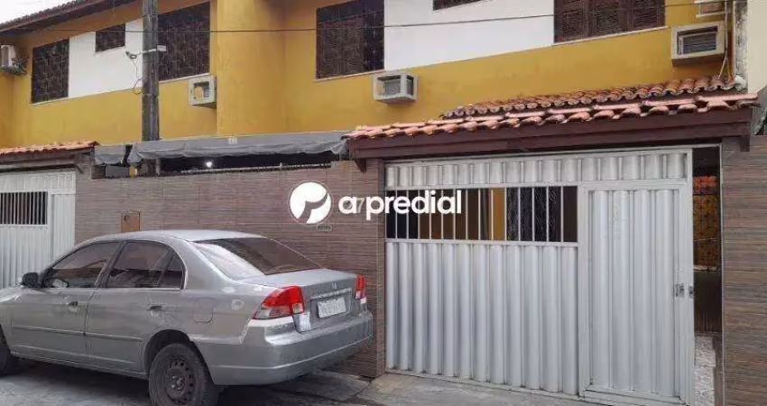 Agora voce pode morar nesta bela casa com 4 quartos, a poucos minutos do shopping maraponga mart moda. - garagem - sala - 2 suites - lavabo - cozinha