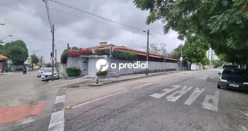 Casa comercial com 2 salas à venda no Dionisio Torres, Fortaleza 