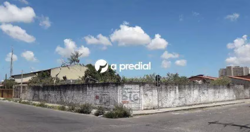 Terreno à venda no Parangaba, Fortaleza 