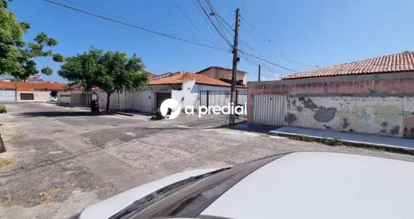 Casa com 3 quartos à venda na Cidade dos Funcionários, Fortaleza 