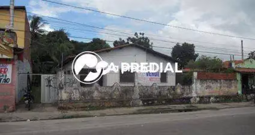 Terreno com casa construida, com fidelidade de locacao a poucos metros do carnauba e cometa supermercados.