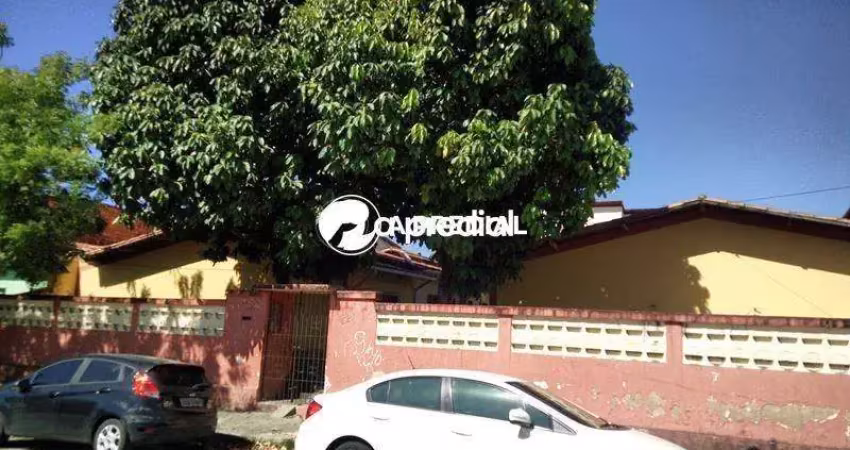 Casa com 1 quarto, a poucos metros da unidade basica de saude - manuel carlos gouveia.