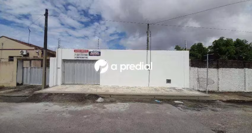 Casa comercial com 8 salas para alugar no Messejana, Fortaleza 