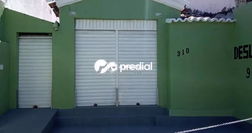 Loja com lavabo, a poucos metros do extra supermercado.