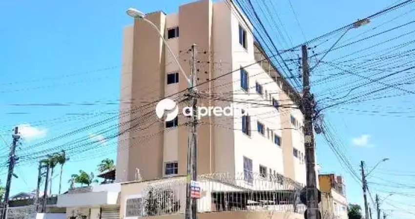 Apartamento com 2 quartos para alugar no Dionisio Torres, Fortaleza 