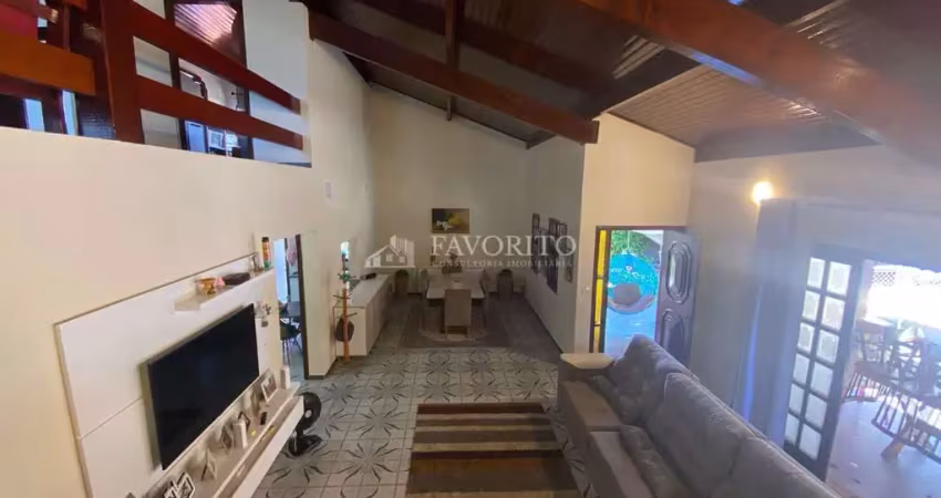 Casa térrea com piscina no condomínio shangri-lá em atibaia/sp