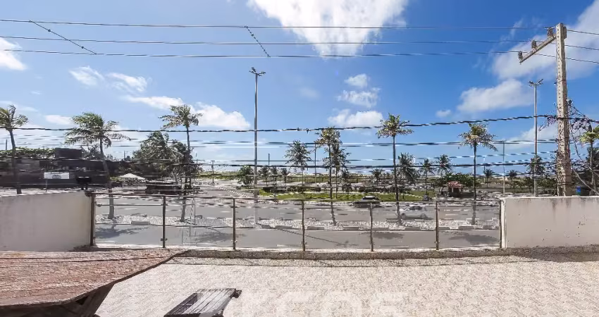 Casa frente-mar na orla de atalaia, 413m², piscina, varanda gourmet e 2 flats ideais para airbnb. localização nobre em aracaju.
