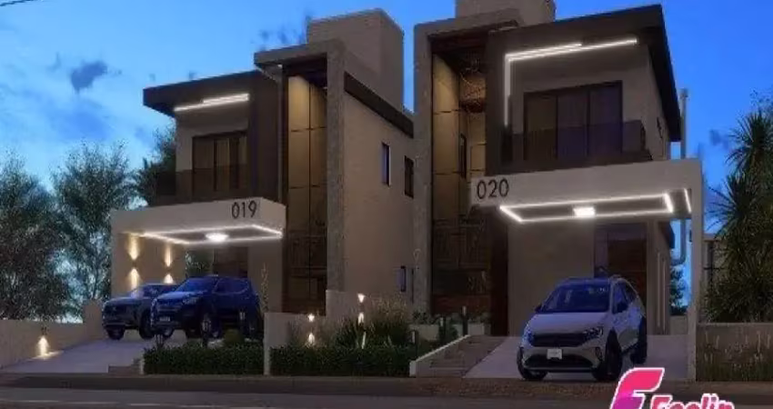 Casa com 3 dormitórios, acamamento alto padrão e piscina nos ingleses