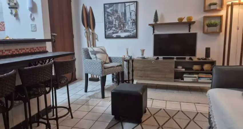 Apartamento mobiliado na praia dos ingleses - a uma quadra do mar!