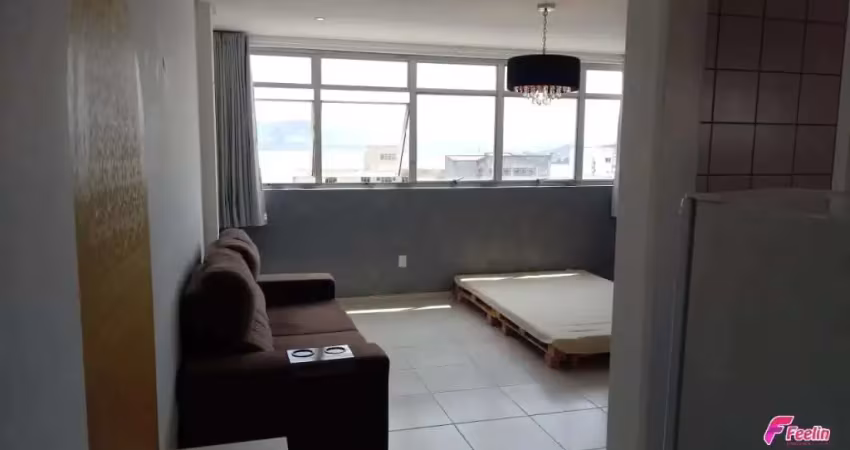 Apartamento em andar alto e vista livre no centro de florianópolis