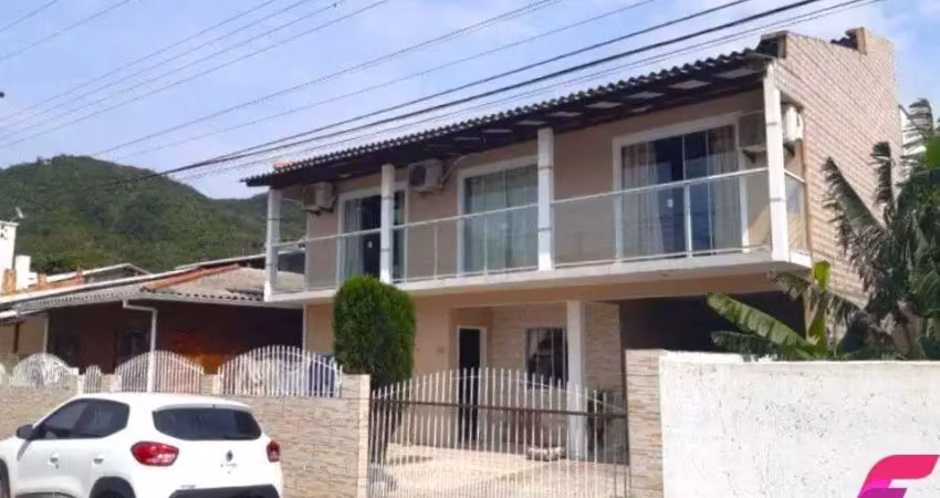 Casa com 5 dormitórios à venda | ribeirão da ilha | florianópolis